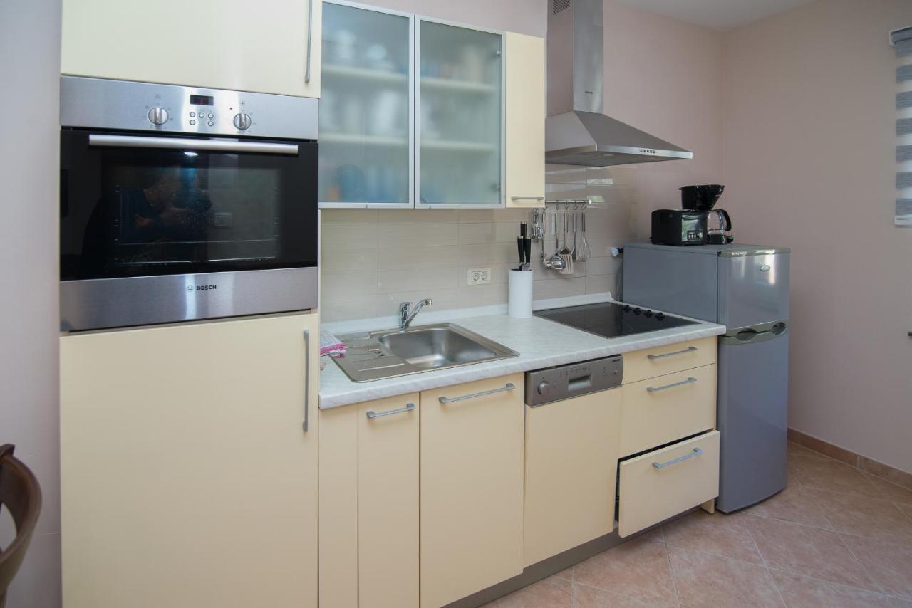 Apartments With A Parking Space Punta Kriza, Cres - 8082 외부 사진
