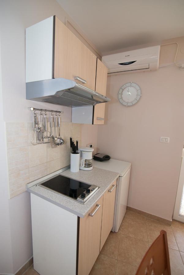 Apartments With A Parking Space Punta Kriza, Cres - 8082 외부 사진