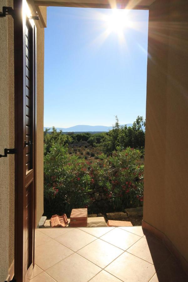 Apartments With A Parking Space Punta Kriza, Cres - 8082 외부 사진
