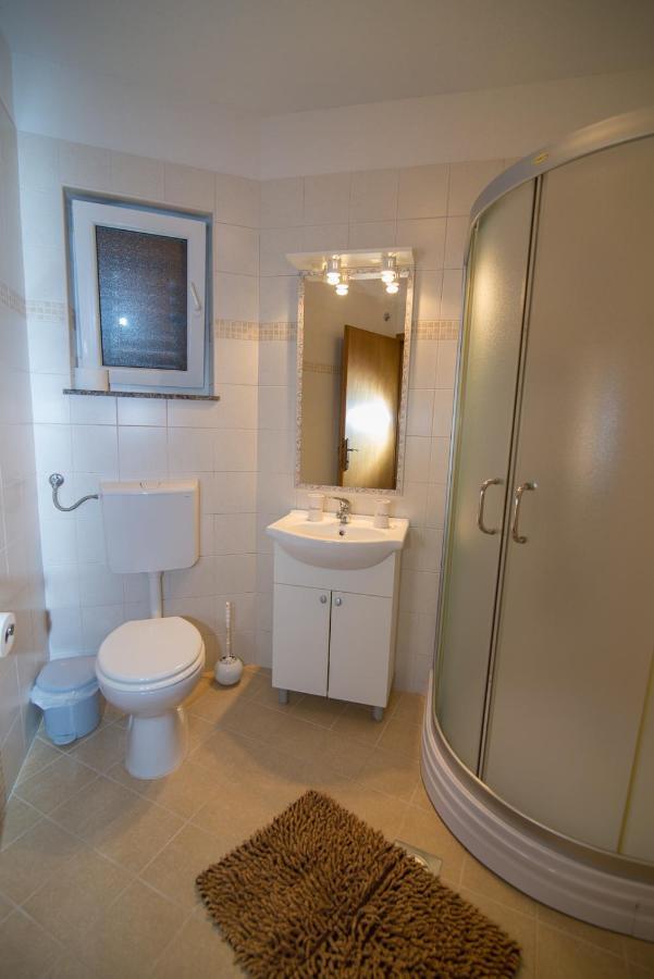 Apartments With A Parking Space Punta Kriza, Cres - 8082 외부 사진